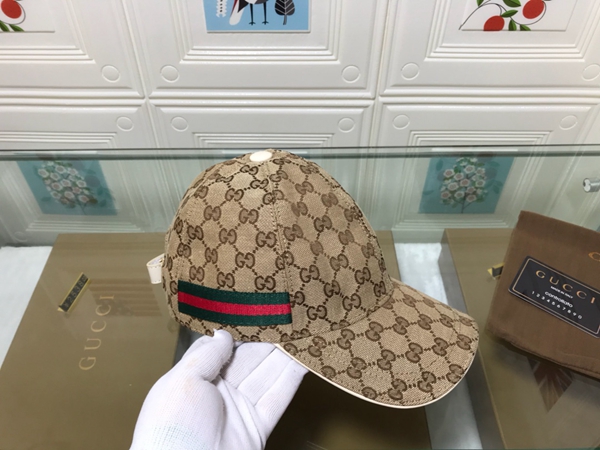 ブランド帽子背面デザイン